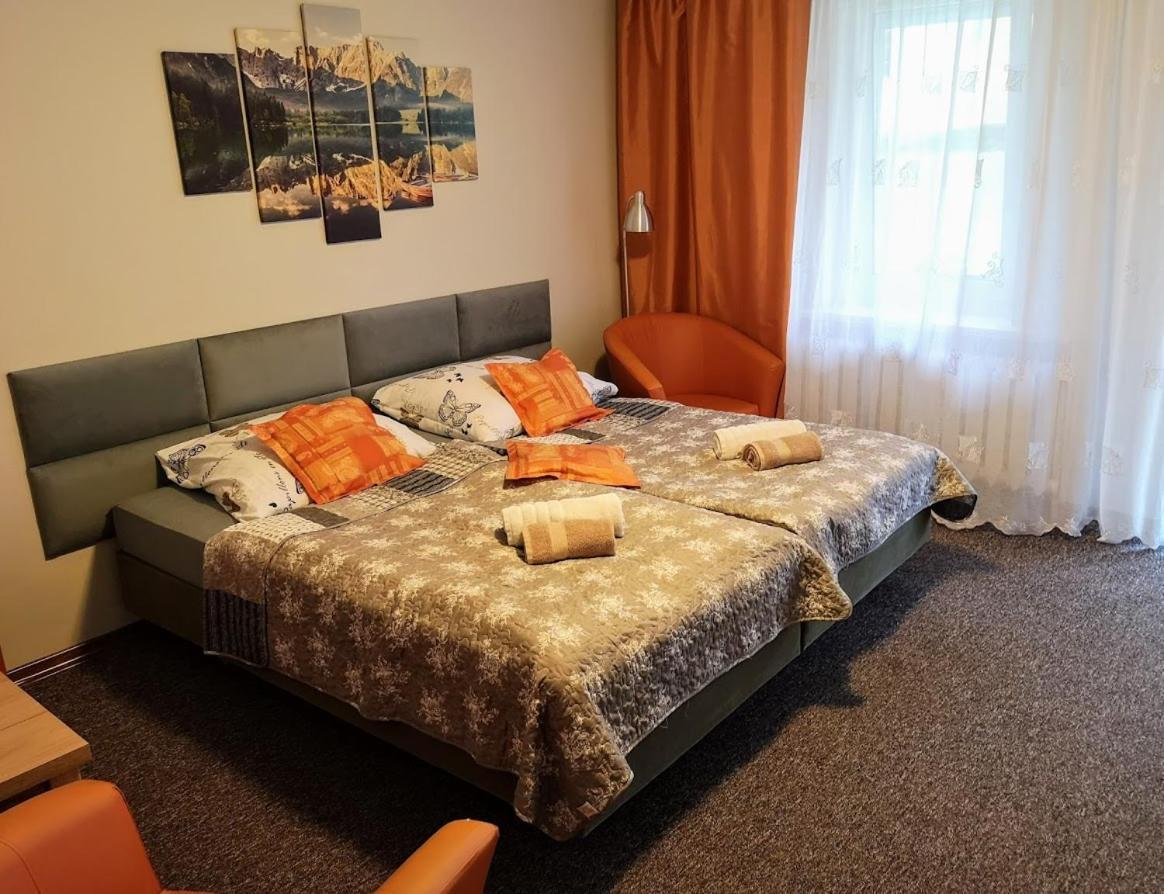 Dom Goscinny Mikołajki Kültér fotó