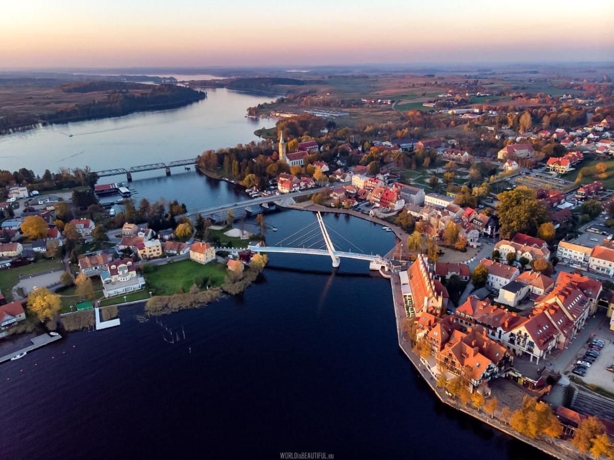 Dom Goscinny Mikołajki Kültér fotó